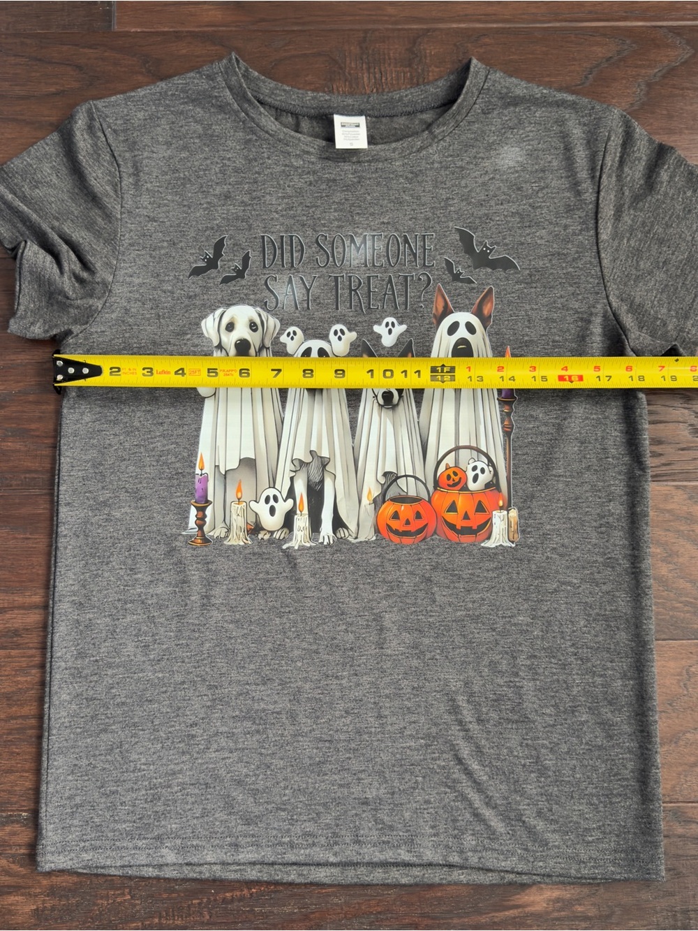 NWOT Halloween TEE Gray Small  'Did Someone Say Treat?'  Ghost Dogs and Pumpkins - Picture 4 of 7